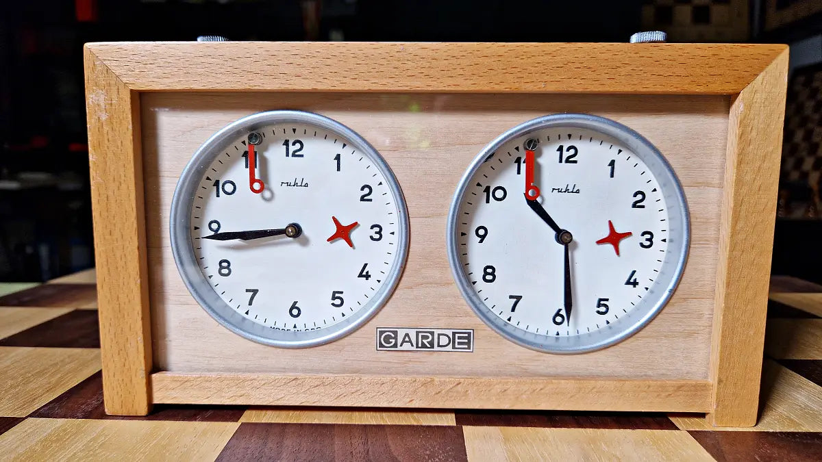 Chess Clock Ruhla Garde from 80-90s vintage and wooden – ChessboArt