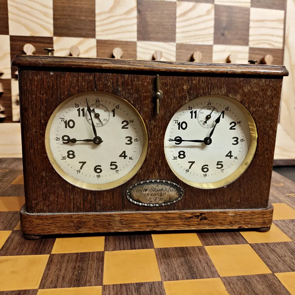 HAU / HAC chess clock 1910 without time flag